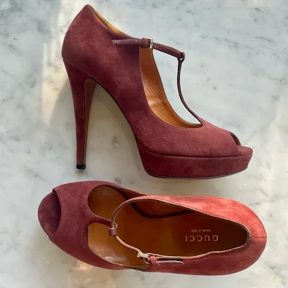 Gucci Suede peep toe heels, T-Strap, buckles, maroon, 37, EUC - Picture 2 of 15